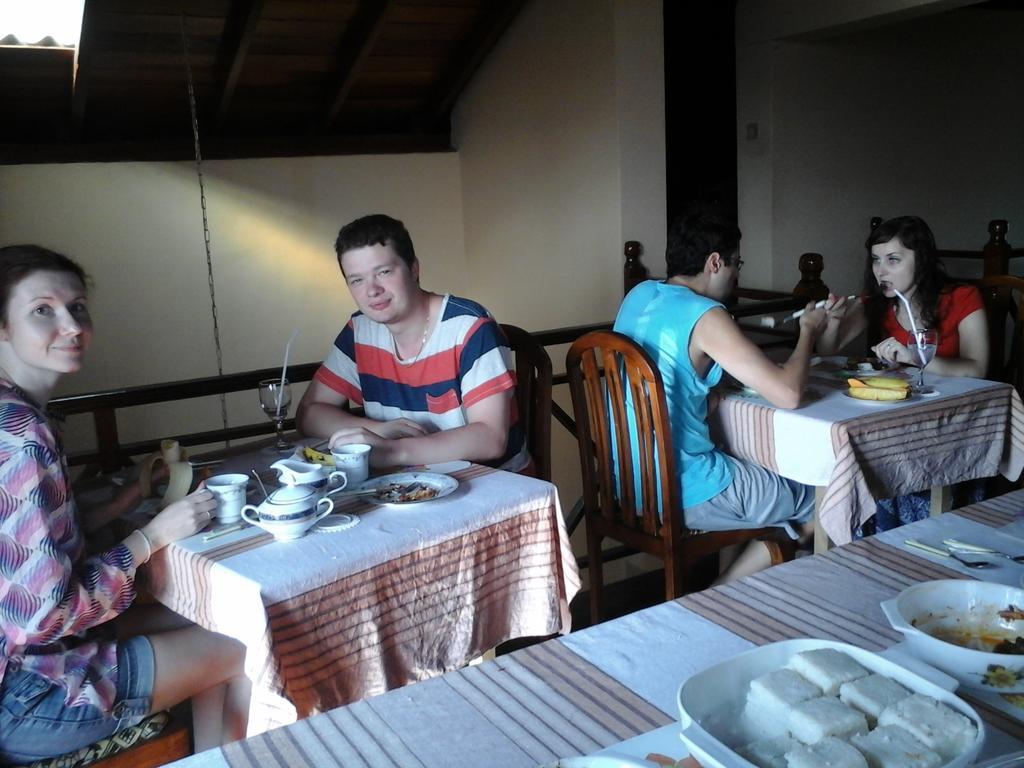 Primrose Inn Kandy Ngoại thất bức ảnh
