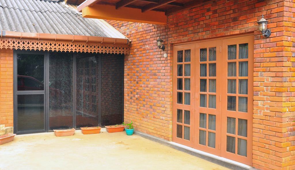 Primrose Inn Kandy Ngoại thất bức ảnh